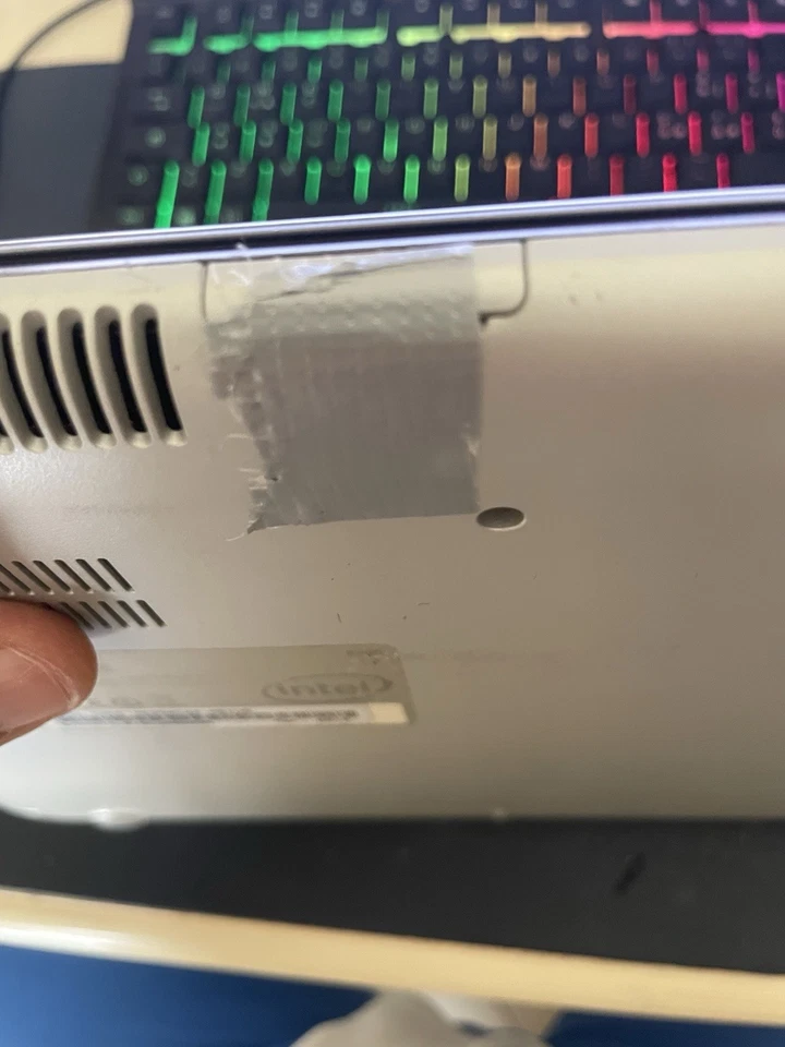 Samsung Chromebook 550C XE550C22 – 12.1", Intel Celeron, 4GB RAM, SSD 16GB - Immagine 4 di 4