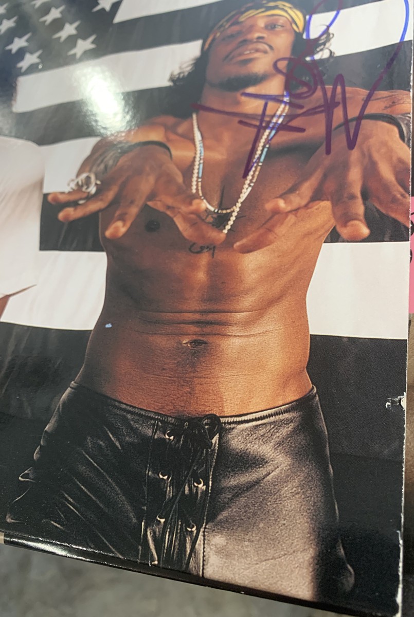 Andre 3000 shirtless