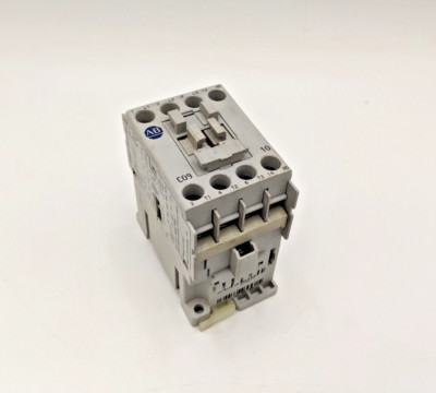 Allen Bradley 100-C09D10 Contactor 9A 3P 600V 7.5HP Max Coil 110/120V 50/60Hz