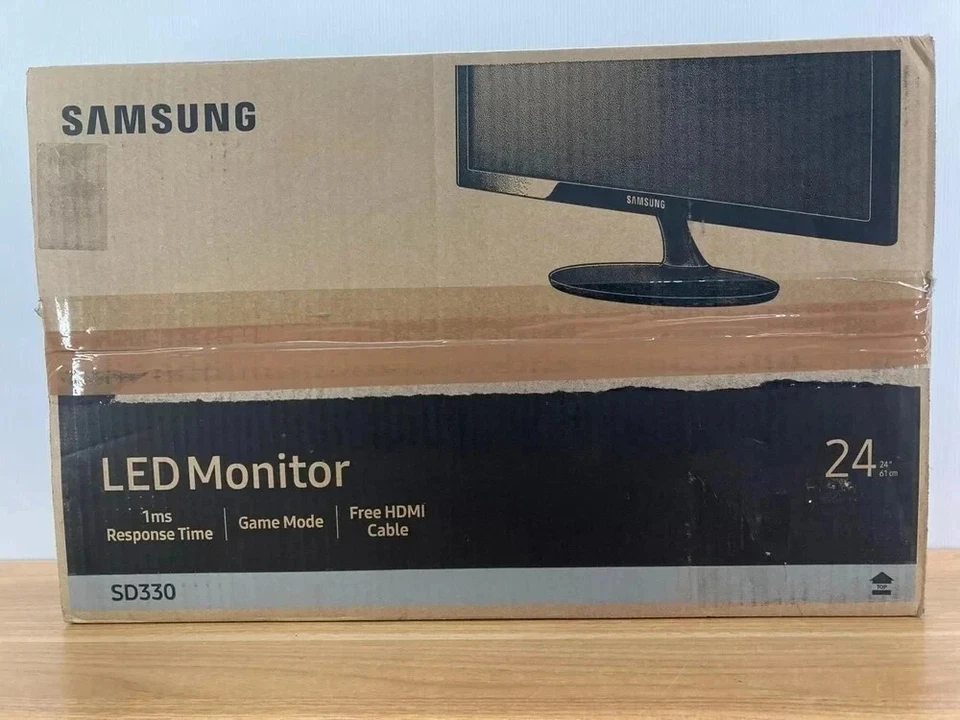 Samsung 24" LED Monitor LS24D330HSX/EN - Black New - Image 3 of 4