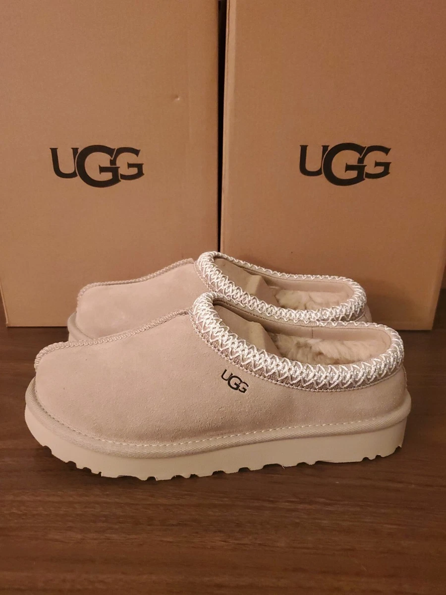 UGG Women s TASMAN Slippers Sz US 9 Mustard Seed White SUEDE