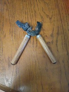 LEE  .54 X 300GR,  BLACK POWDER .54" DIAMETER 300 GRAIN 90397 BULLET MOLD