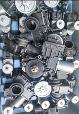 OEM Toyota C‑HR Right Front Power Window Motor 85710‑F4090 Fix 10110 Defect