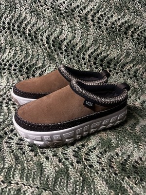 UGG Venture Daze slipper sz 9/10 regular price $150.00