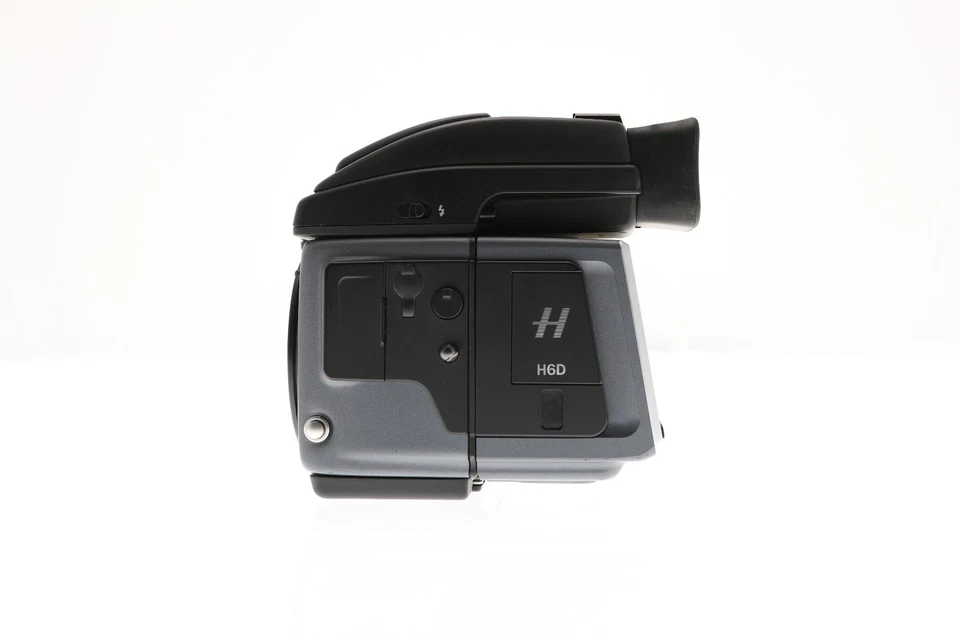 Hasselblad H6D-50c 50MP Medium Format Digital Camera (36 200 Exposures) - Image 2 of 4