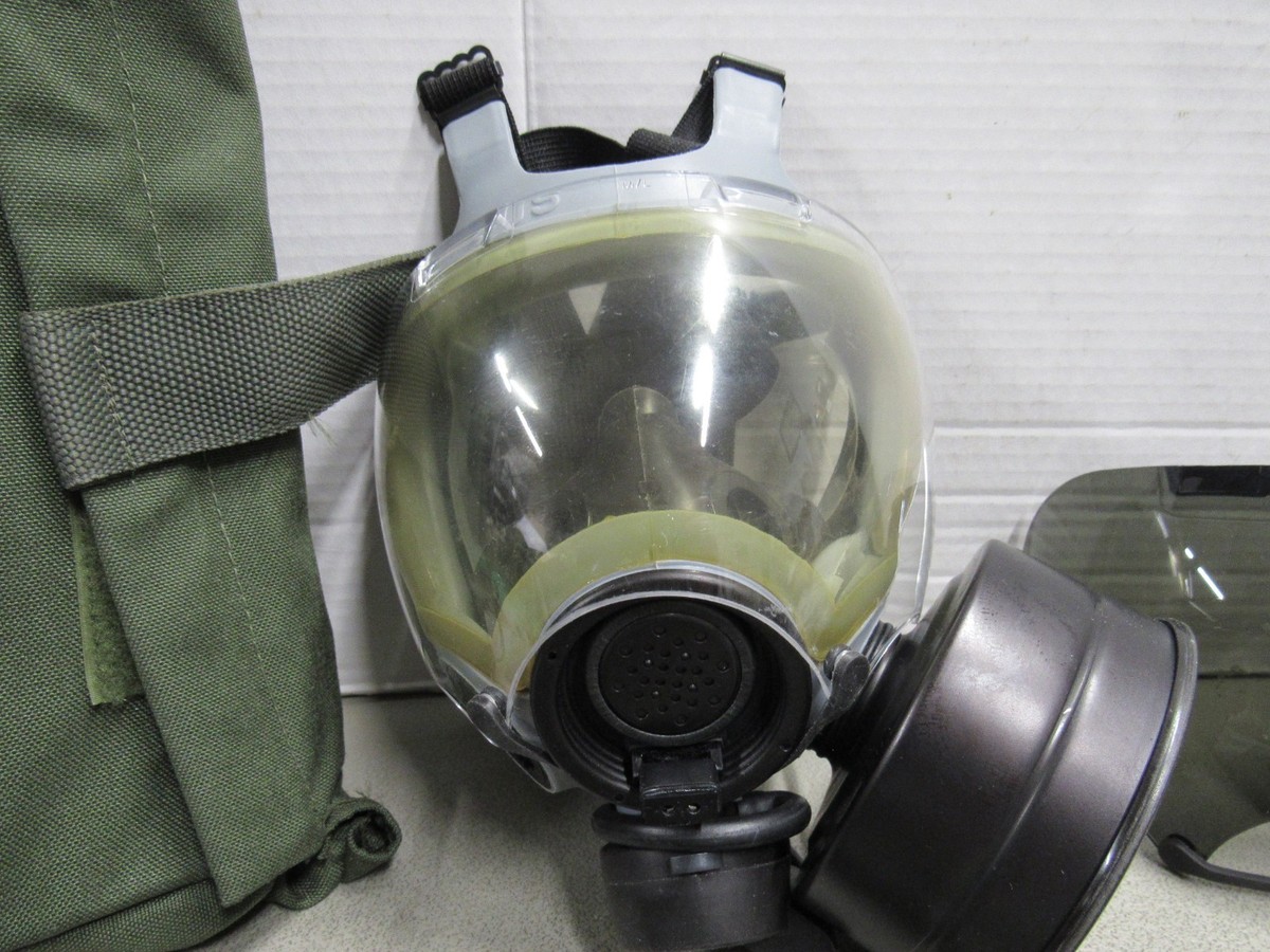 US MCU 2P Gas Mask w/ Bag Hood Tinted Lens SMALL US Air Force US