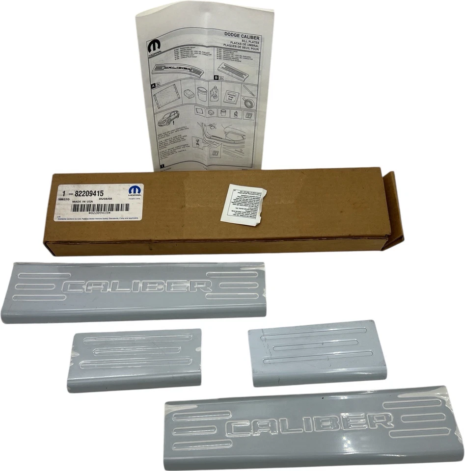 KIT PROTECTOR DE UMBRAL DE PUERTA ORIGINAL MOPAR DODGE CALIBRE 2007-2012 82209415 NUEVO FABRICANTE ORIGINAL NUEVO EN CAJA Foto 4 de 4