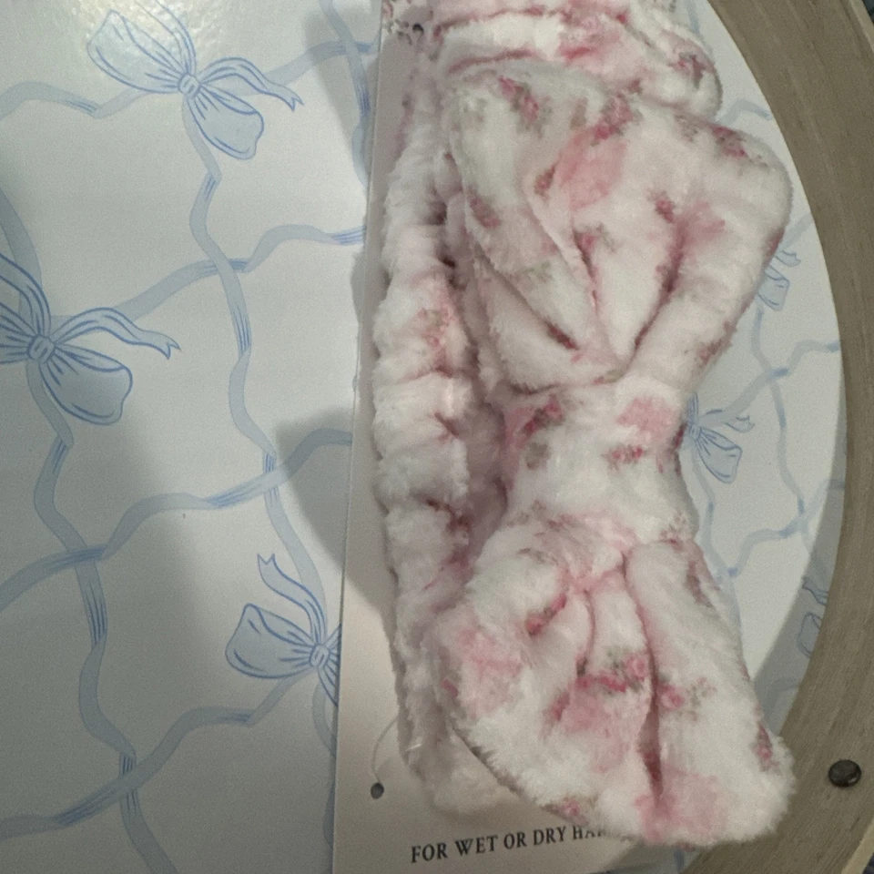 Goody X Love Shack Fancy Rosa Beaux Head Band  Wash Cotton Head Wrap 🪷 - Image 2 of 3