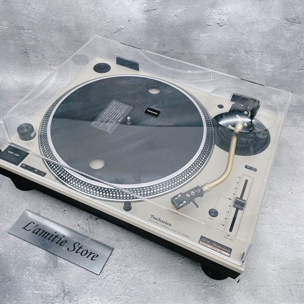 Technics SL-1200M7L-C 50th Anniversary Limited Edition Beige Technics SL-1200M7L-C 50th Anniversary Limited Edition Beige