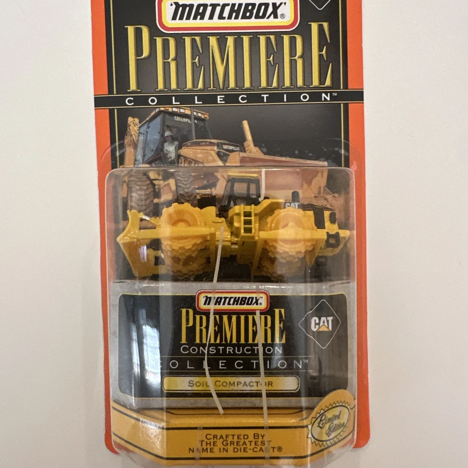 1999 Matchbox Premiere Construction Collection CAT Soil Compactor - Image 2 of 4