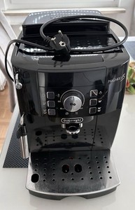 De’Longhi Magnifica S Kaffeevollautomat – voll funktionsfähig