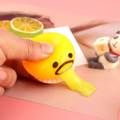 April Fool’s Trick Vivid Realistic Egg Pinch Ball Novelty Squeeze Bubble Toy - Zdjęcie 2 z 8