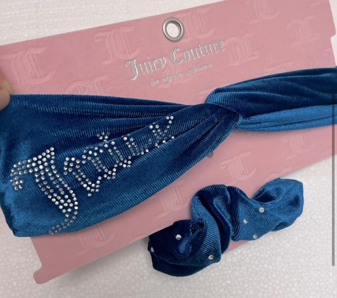 Juicy Couture Velvet Headband & Bow Scrunchie Set Navy Blue  display picture 3