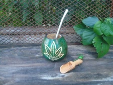  Personalized Mate - Hand Carved Cannabis Leaf + Your Text + Straw + BONUS Spoon