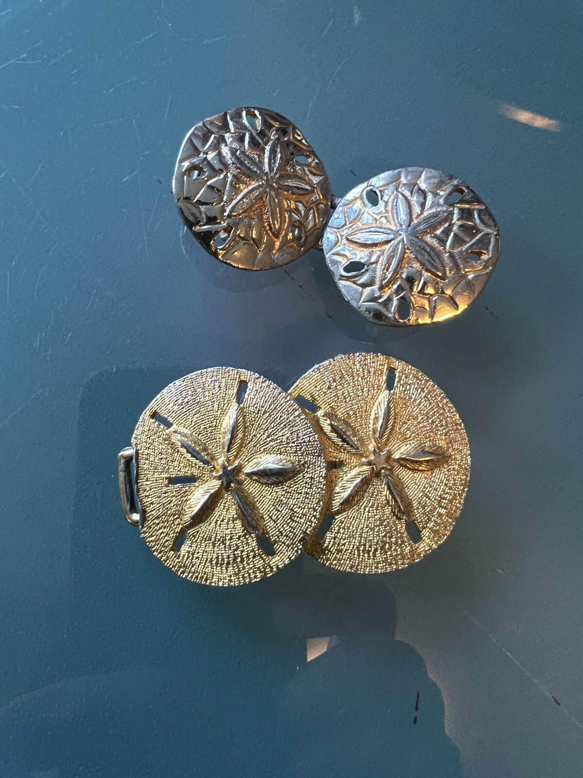 Vintage Dotty Smith Sand Dollar 2 Piece Belt Buckle Goldtone Ocean Beachy 80s 90