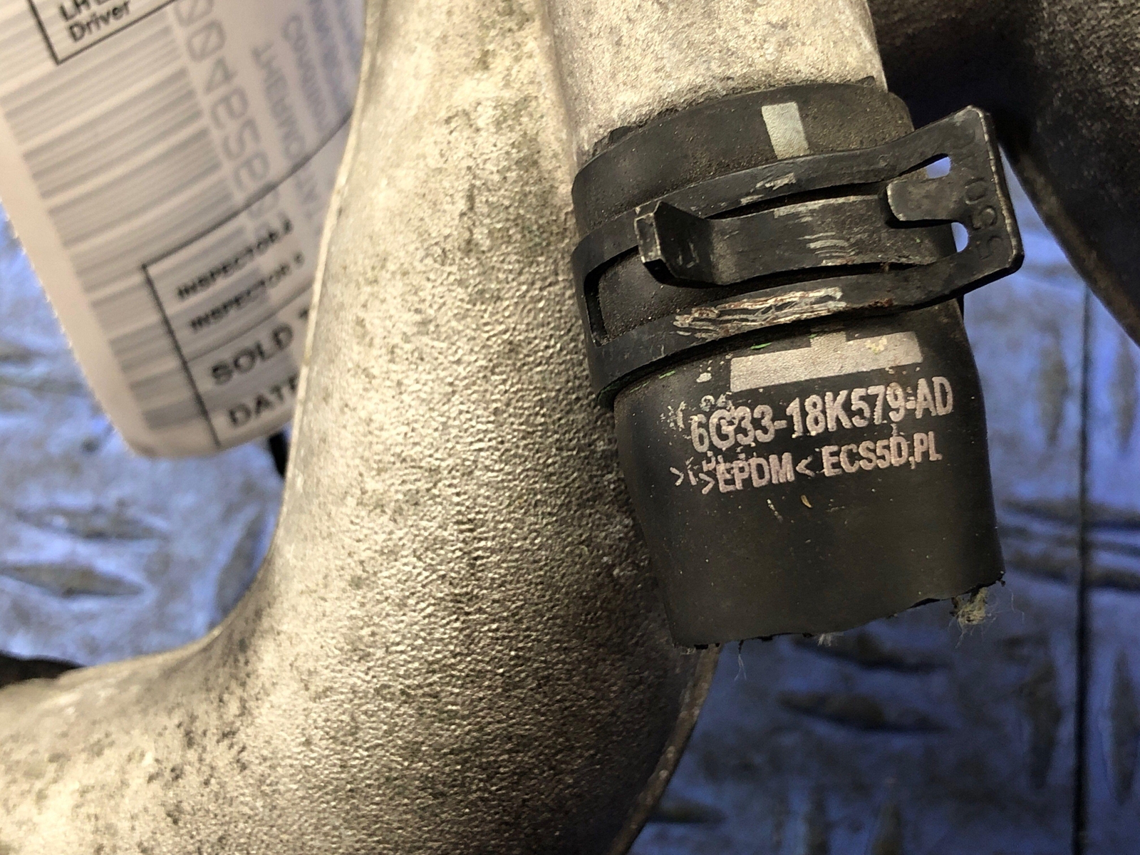2006-2018 ASTON MARTIN VANTAGE V8 4.3L ENGINE THERMOSTAT HOUSING 6G33-8A520