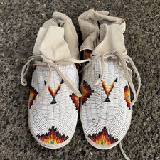 Vtg SIOUX PLAINS FULLY BEADED Native American MOCCASINS Vintage Authentic 13  