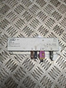 AUDI A4 8EC, B7 Antennenverstärker  8E9035225P 2.70 Diesel 132kw 2007 23935935