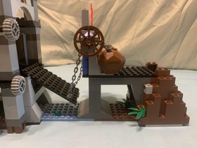 Lego Castle Knights Kingdom II: Citadel of Orlan Set 8780 99.5% Read Description