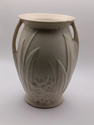 1920's - 30's Mccoy Matte White Leaf Flower Berry Handled Vase 9"