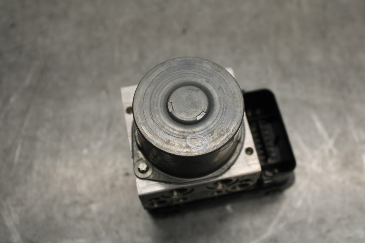 Aa様 13-18 KAWASAKI NINJA ZX6R ABS PUMP UNIT MODULE BB666 | eBay