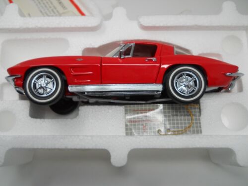 Franklin Mint 1963 Chevrolet Corvette Split Window Diecast Replica - 1/24 scale