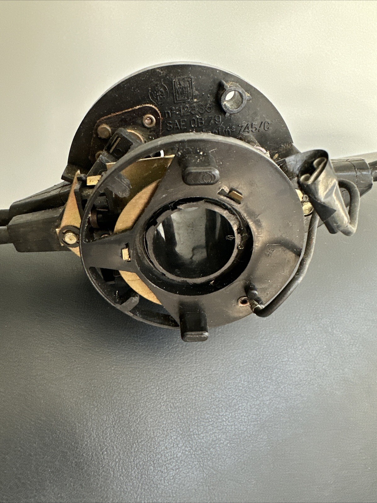 OEM FERRARI F40 COLUMN SWITCH DEVIO LUCE  ORIGINAL FERRARI 134965
