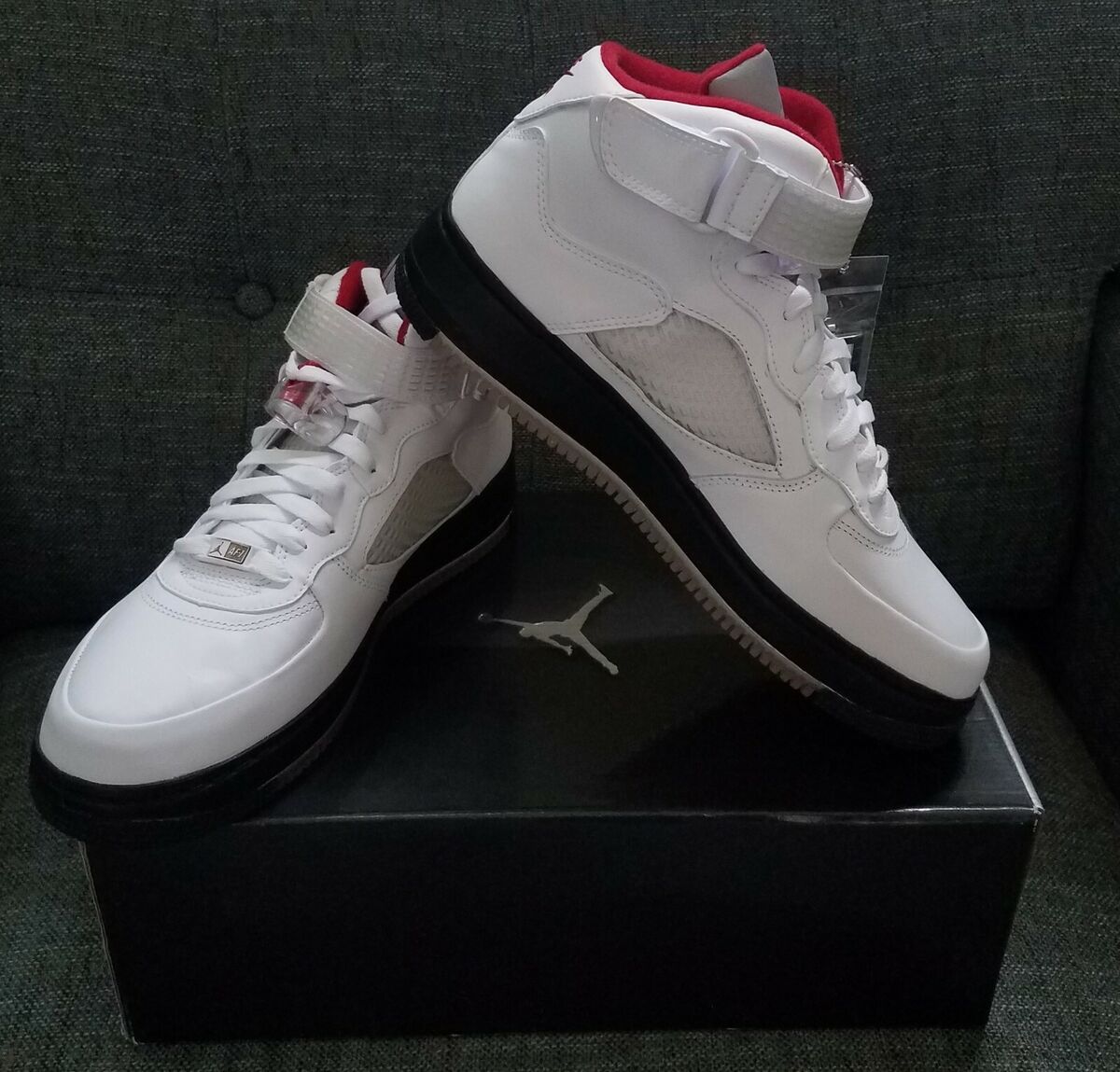 Nike Air Jordan Force 5 Fusion White Varsity Red 2008 US Nike Air Jordan Force 5 Fusion White Varsity Red 2008 US