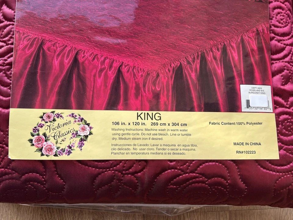 New Victoria Classics Luxurious Embroidered Look King Bedspread Set & 2 Shams - Image 4 of 4