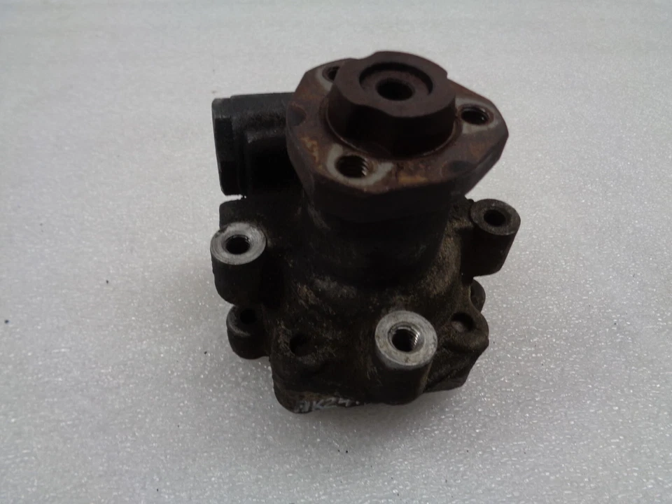 Насос гидроусилителя руля 2011-2016 Volkswagen Jetta от оригинального производителя AK2411169 - Изображение 2 из 4