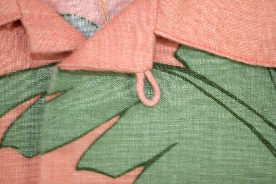 Camisa Vintage Tommy Bahama Tamanho L Anos 90 Ilha Imagem Ukulele Dueto Camisa de Linho - Imagem 3 de 4