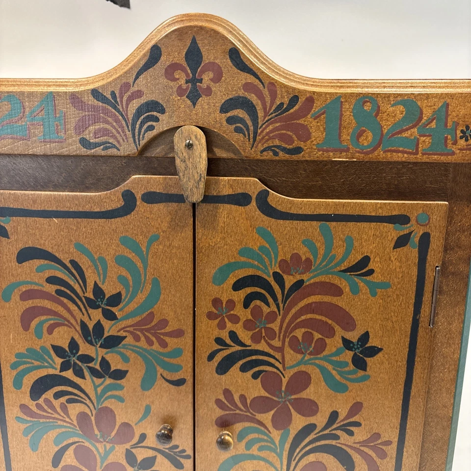 Remy Martin Cognac Drinks Cabinet 1971 - with Glasses - Image 4 of 4