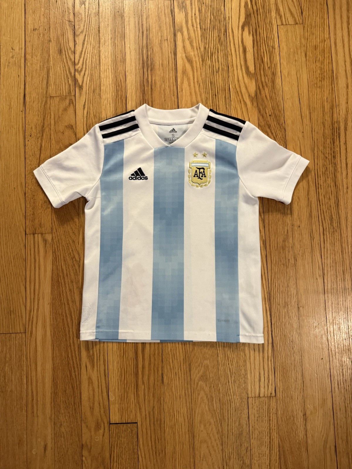 Argentina National Football Team 18 World Cup adidas Soccer Jersey (Youth Small)