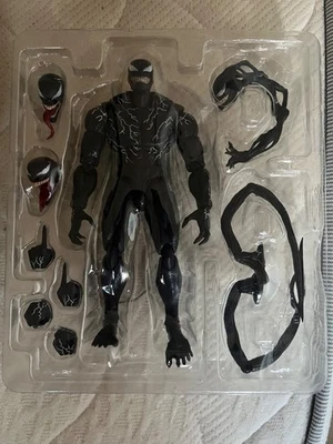 venom figurine noire collection - Photo 1/2
