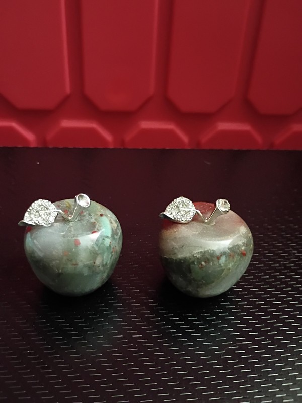 2 Ocean Jasper Apple's 