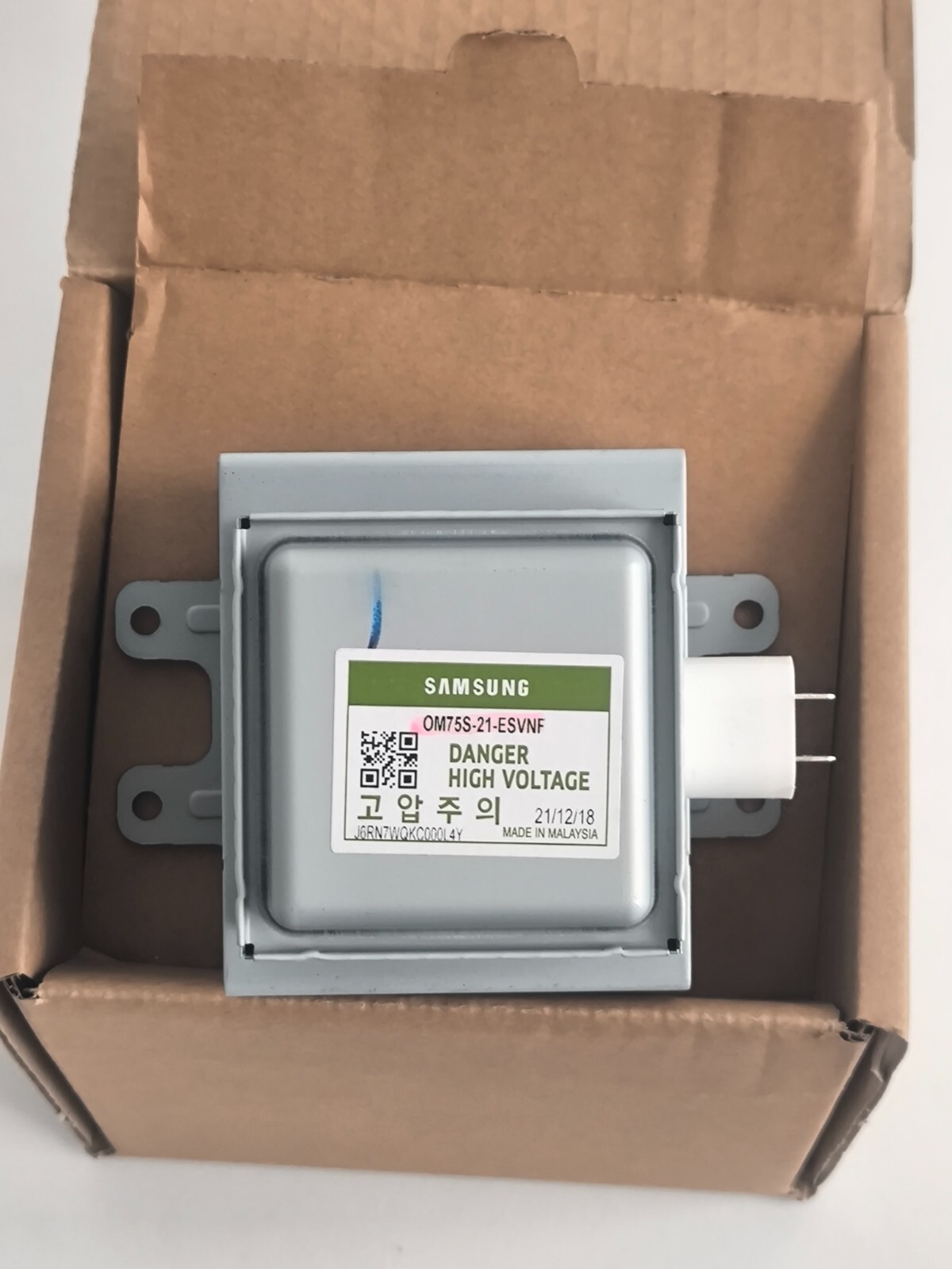 Magnétron OM75S-21-ESVNF four microonde compatible pièces Whirlpool AEG
