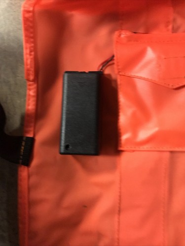 Orange Safety Vest WORKS WITH 2 AA BATTERIES LIGHTS ON OFF SWITCH NWOB - Picture 7 of 12