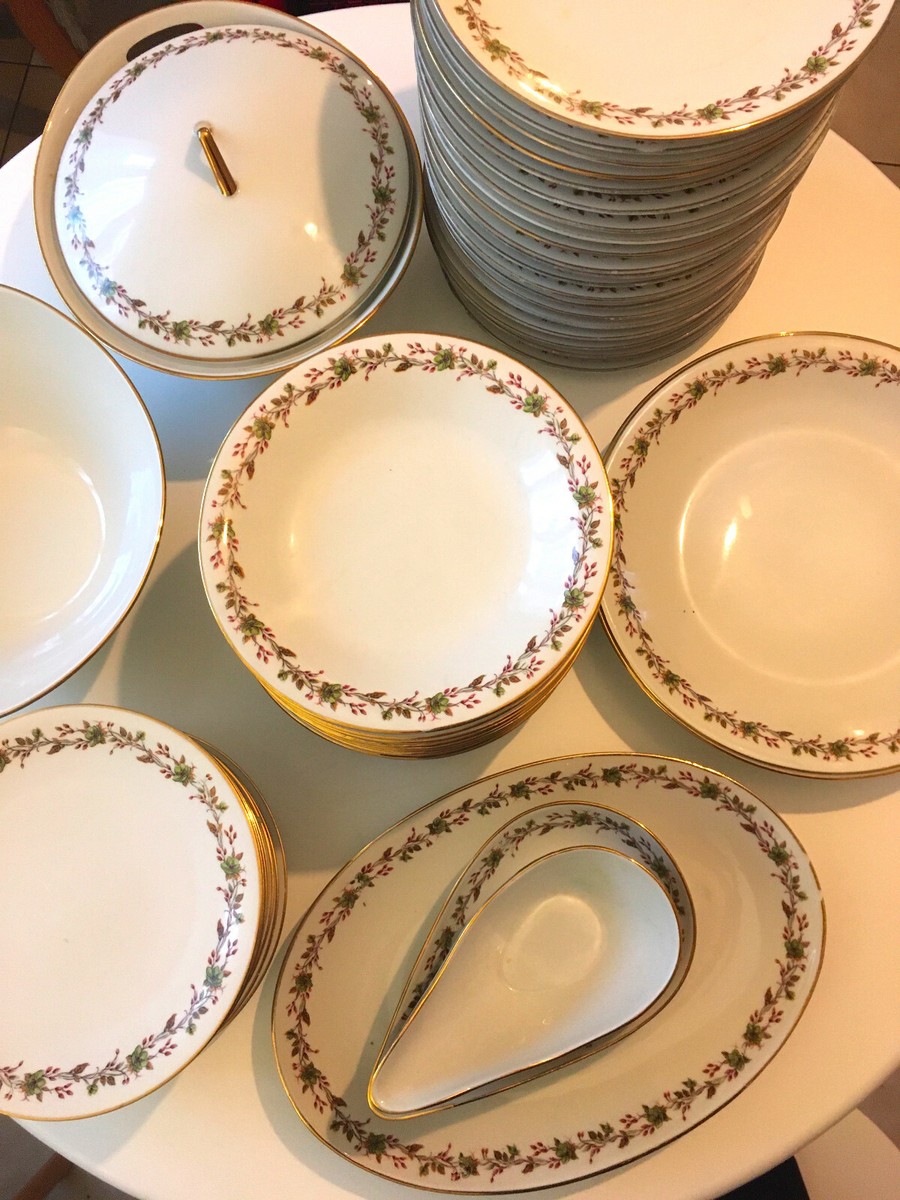 Service De Table Complet Vierzon Porcelaine – 12 Pers – Motif Feuilles – Vintage