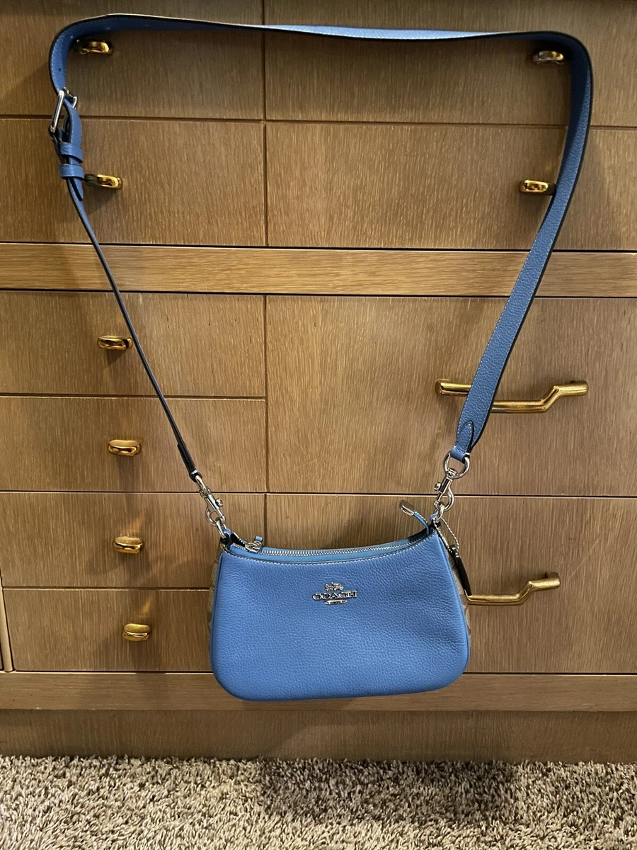 COACH CJ590 Teri Shoulder Bag in Signature Canvas Leather Khak