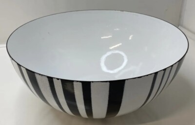1960s Mcm Enamel Mixing Bowl Black & White Danish Eames era CATHRINEHOLM old vtg