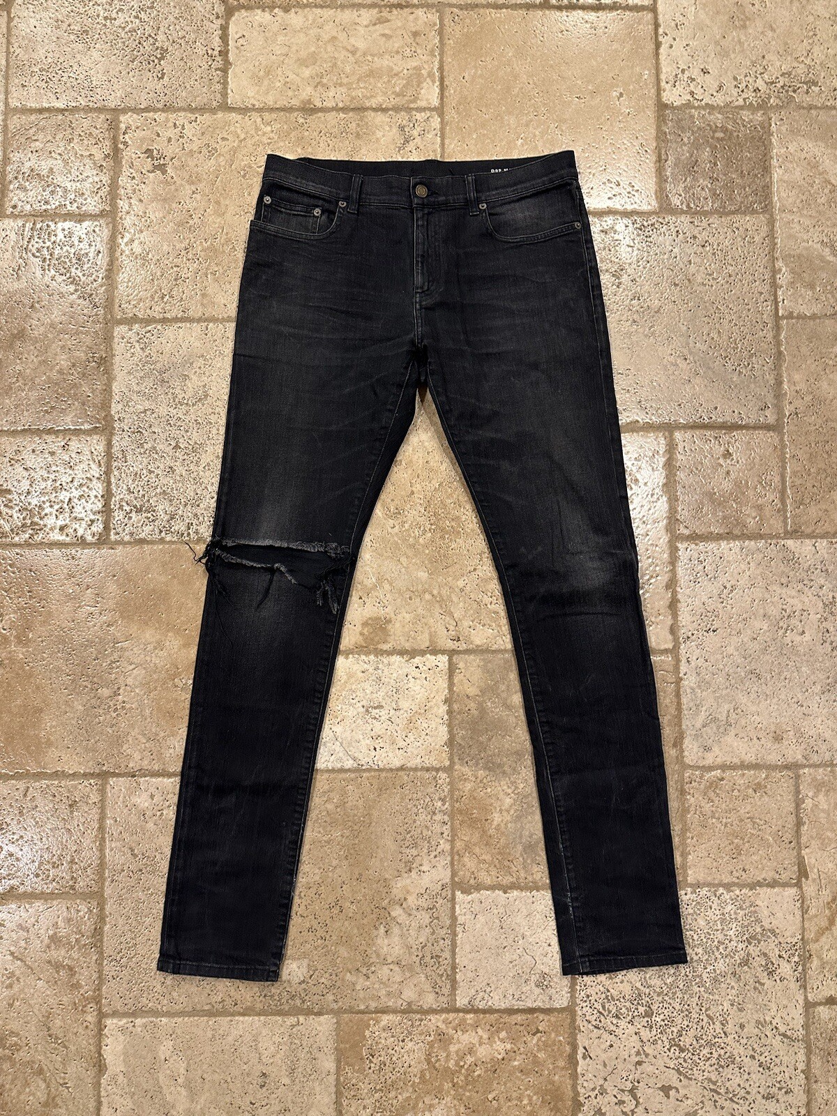 Jeans Saint Laurent Paris x Hedi nero denim spacco al ginocchio
