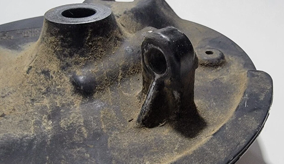 Placa de panel de tambor de freno delantero 1979 Suzuki TS125 Duster 125 TS 79 Foto 4 de 4