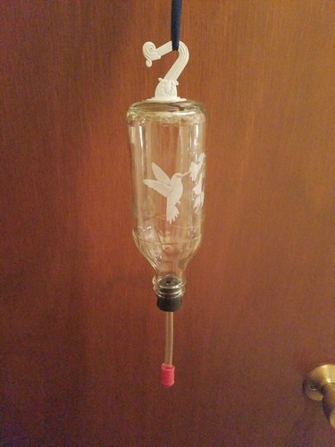 UNIQUE HAND-MADE HUMMINGBIRD FEEDER - Picture 3 of 5