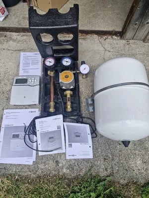 Viessmann Solarpumpengruppe mit Regler Vitosolic100, Sp.Fühler und ADG25l  - Bild 1 von 4