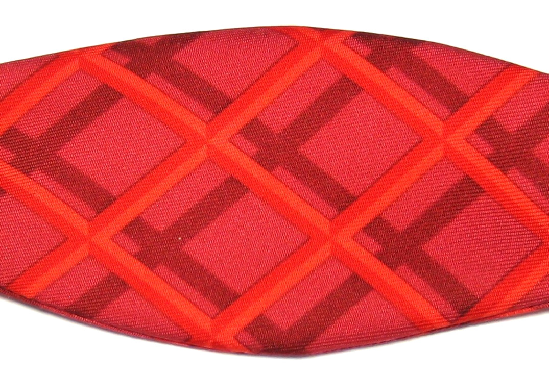 NWOT HERMÈS BOWTIE! VERY RARE! RED AND ORANGE GEOMETRIC DESIGN ON SILK  5309 TA thumbnail 2