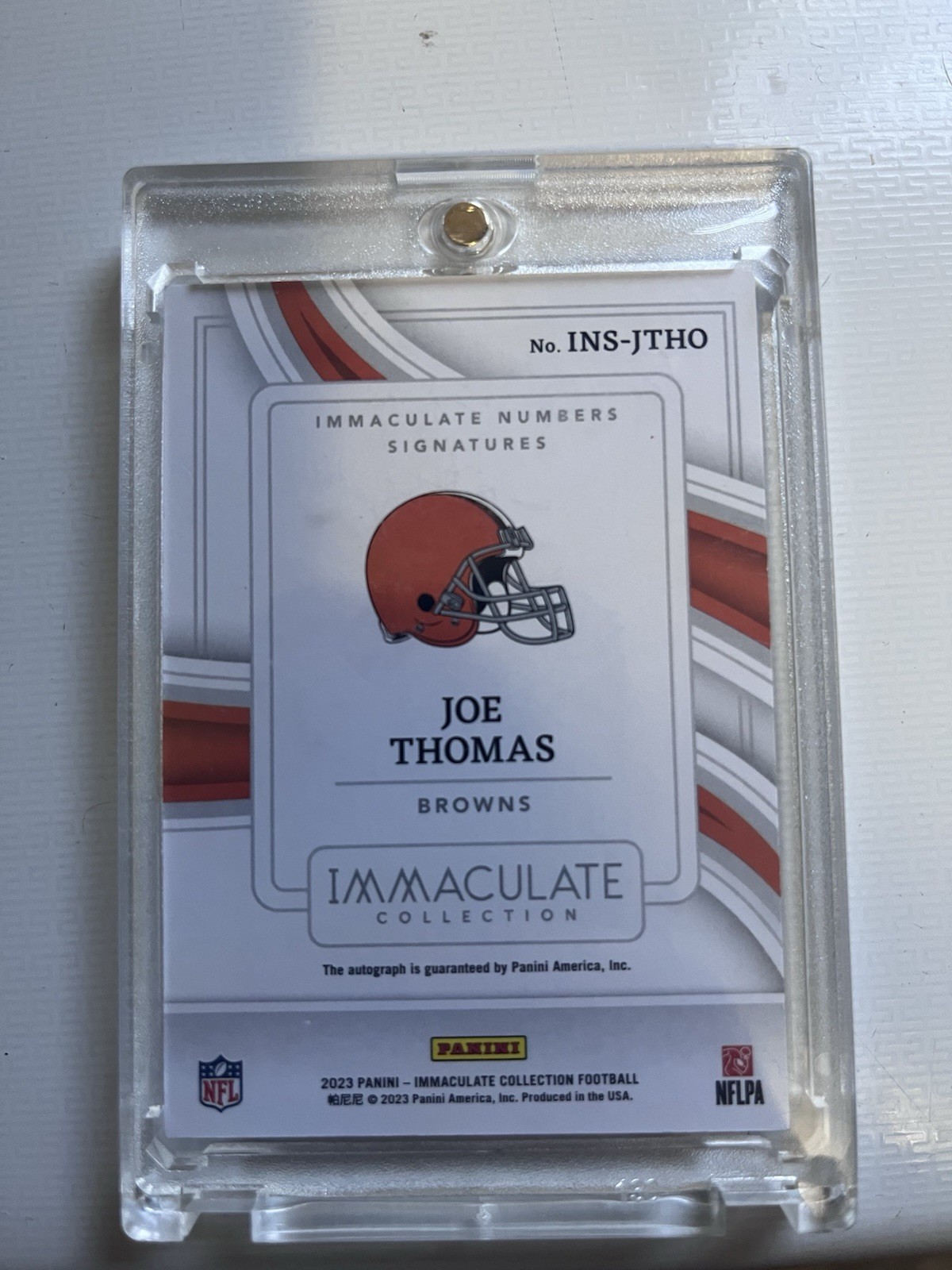 Panini 2023 Immaculate Collection - Joe Thomas Browns Auto #INS-JTHO /79 view 2