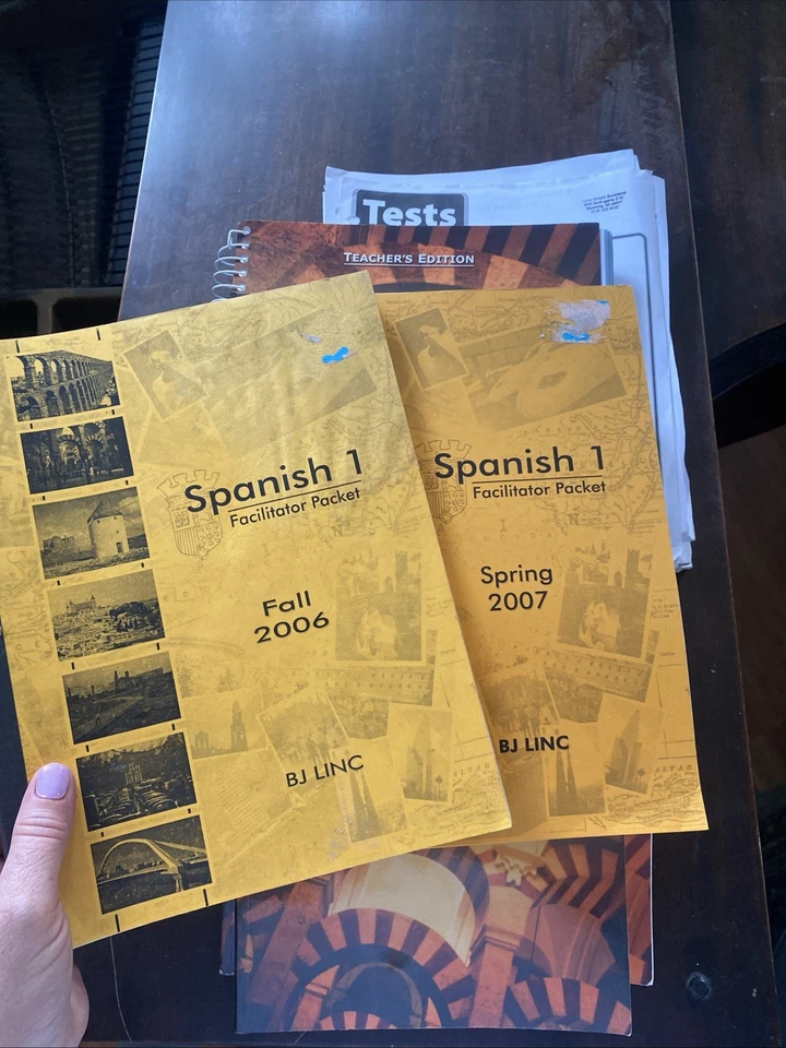 Spanish 1 BJU Second Edition, Student Textbook, Activities, Teachers Edition - Image 2 of 4