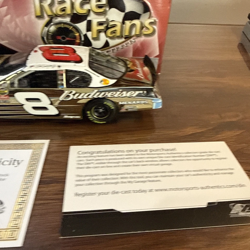 Dale Earnhardt Jr #8 Budweiser 57’ Chevy 50th Anny Gold Chrome 2007 1/24 Diecast Foto 2 de 4