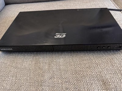 Samsung BD-E5900 3D Blu-Ray Disc & DVD Player - TESTED- NO REMOTE