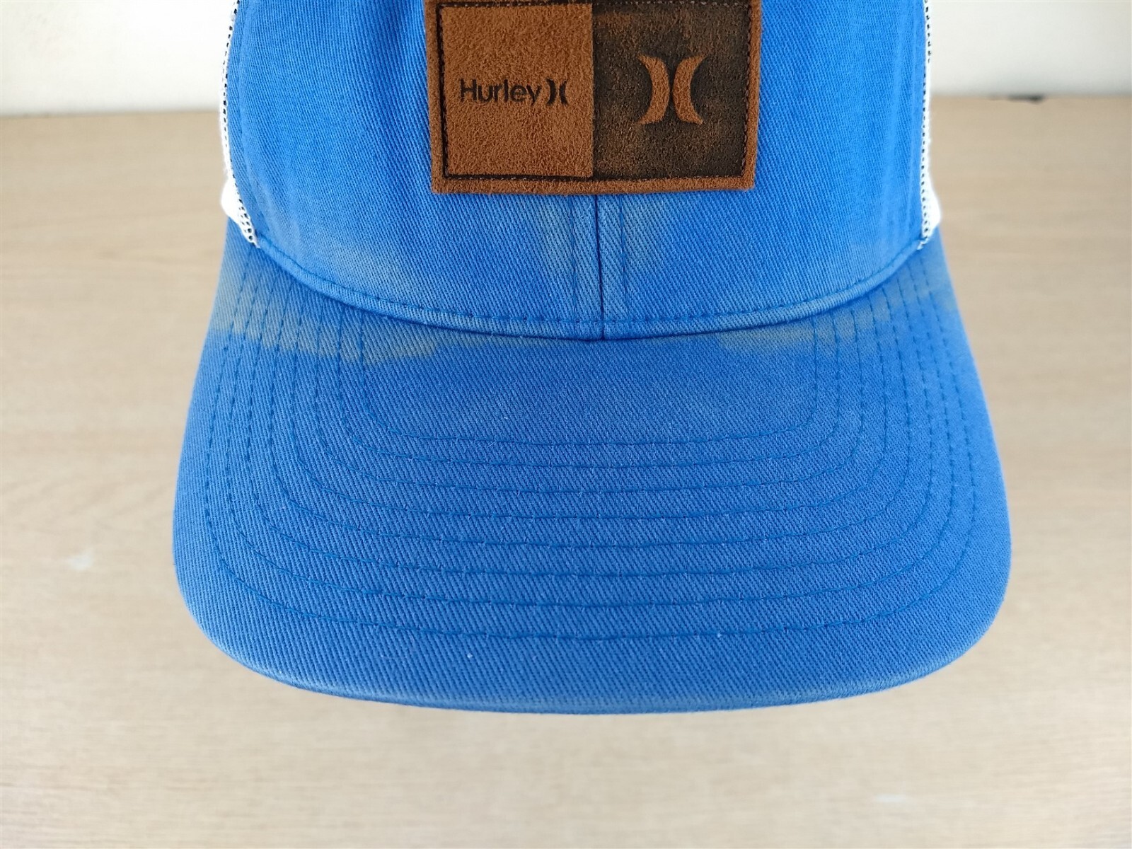 HURLEY LOGO PATCH ADJUSTABLE SNAPBACK TRUCKER/MES… - image 8